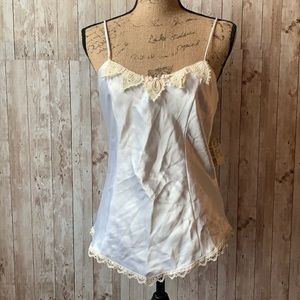 𝅺vintage Lauren Alexandra Bridal Camisole